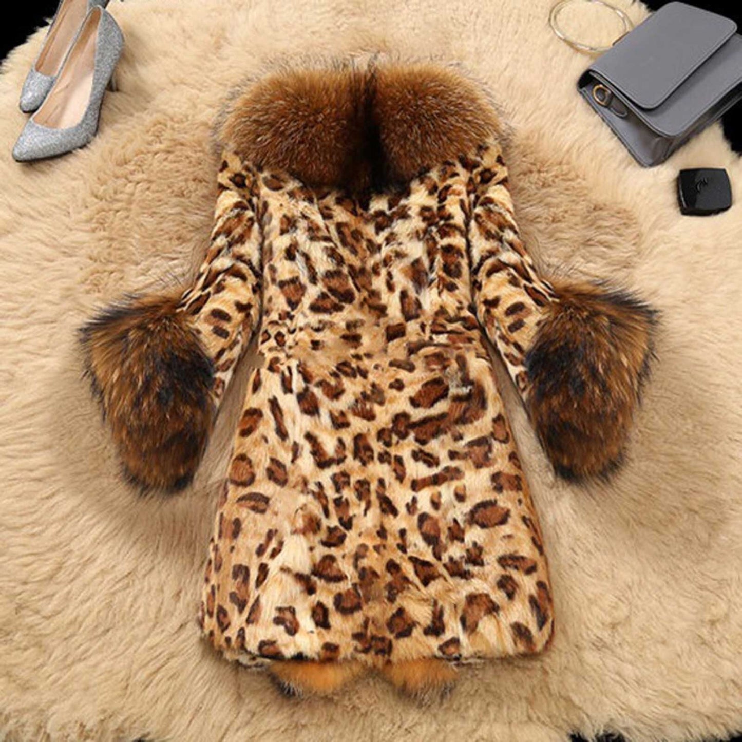 Streetwear Warm Fur Hooded Leopard Faux Fur Coat Warm Fluffy